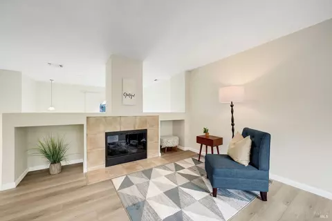 Living - 450 E St, Benicia, CA 94510 photo 3 of 3