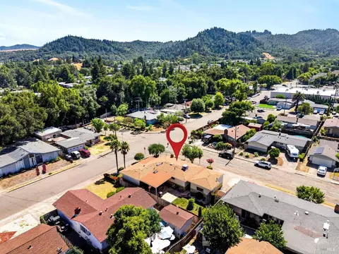 103 Brookside Dr, Cloverdale, CA 95425 photo 4