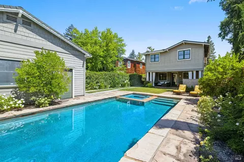 1213 Stockton St, Saint Helena, CA 94574