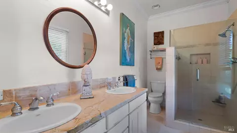 Bath - 4898 Bodega Ave, Petaluma, CA 94952 photo 1 of 2