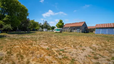 Exterior - 4898 Bodega Ave, Petaluma, CA 94952 photo 30 of 35