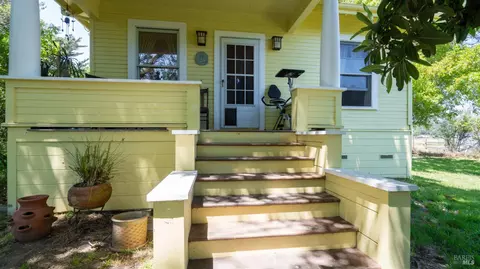 Exterior - 4898 Bodega Ave, Petaluma, CA 94952 photo 1 of 35