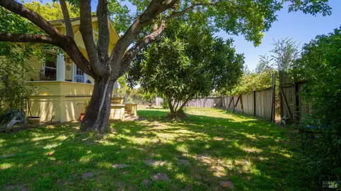 Exterior - 4898 Bodega Ave, Petaluma, CA 94952 photo 3 of 35
