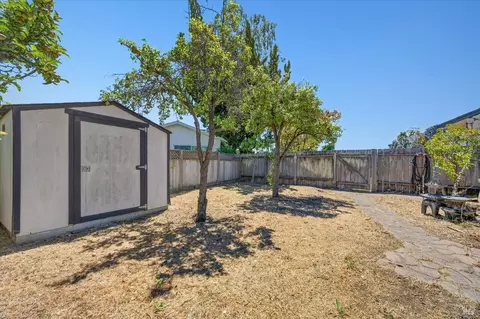 140 Martel Ct, Vallejo, CA 94589 photo 27