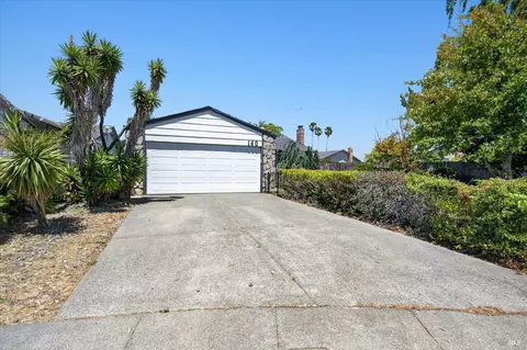 140 Martel Ct, Vallejo, CA 94589 photo 3