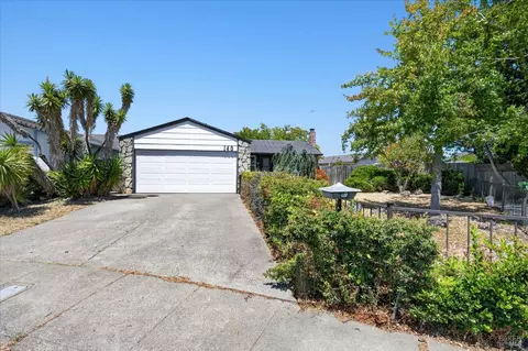 140 Martel Ct, Vallejo, CA 94589 photo 2