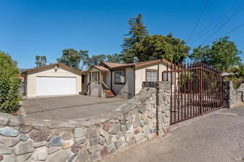 1741 Monroe St, Ukiah, CA 95482 photo 4