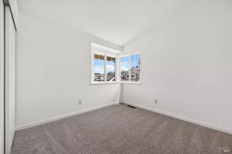Bedroom - 136 Crownpointe Dr, Vallejo, CA 94591 photo 3 of 4