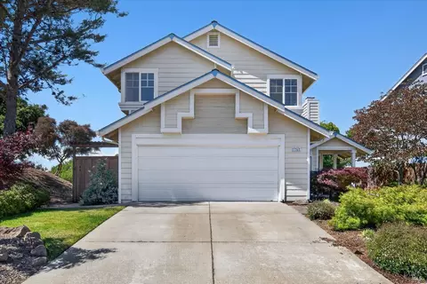 Exterior - 136 Crownpointe Dr, Vallejo, CA 94591 photo 3 of 11