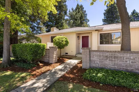 Exterior - 101 Miller Ct, Petaluma, CA 94954 photo 5 of 16