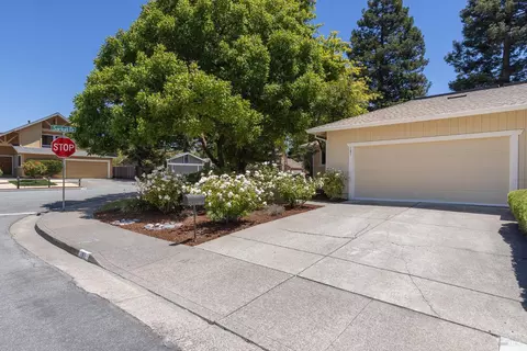 Exterior - 101 Miller Ct, Petaluma, CA 94954 photo 16 of 16