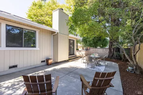 Exterior - 101 Miller Ct, Petaluma, CA 94954 photo 11 of 16