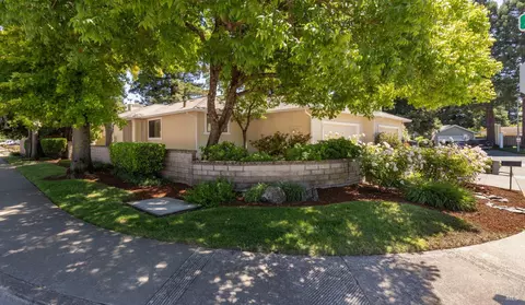 Exterior - 101 Miller Ct, Petaluma, CA 94954 photo 15 of 16
