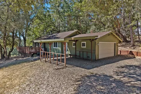 2947 Primrose Dr, Willits, CA 95490 photo 3