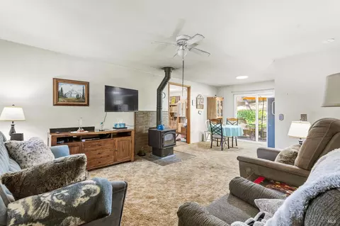 2947 Primrose Dr, Willits, CA 95490 photo 4