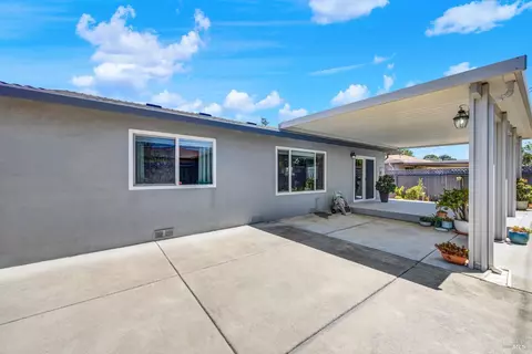 Exterior - 2425 Oceanic Dr, Fairfield, CA 94533 photo 20 of 20