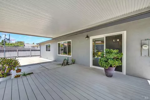 Exterior - 2425 Oceanic Dr, Fairfield, CA 94533 photo 12 of 20