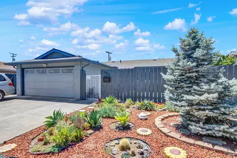 Exterior - 2425 Oceanic Dr, Fairfield, CA 94533 photo 3 of 20