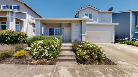 2448 Gilham Way, Santa Rosa, CA 95404