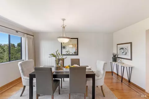 Dining - 112 Serra Dr, Vallejo, CA 94590 photo 2 of 4