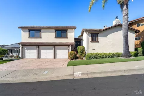 112 Serra Dr, Vallejo, CA 94590 photo 3