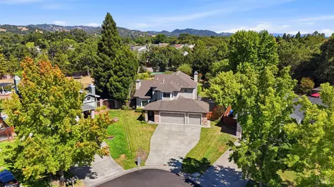 View/Area - 372 Fireweed Ct, Windsor, CA 95492 photo 6 of 10