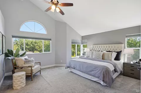 Bedroom - 372 Fireweed Ct, Windsor, CA 95492 photo 1 of 6