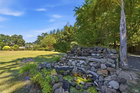 Exterior - 372 Fireweed Ct, Windsor, CA 95492 photo 6 of 11