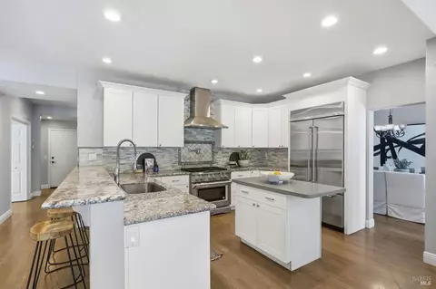 Kitchen - 372 Fireweed Ct, Windsor, CA 95492 photo 2 of 5