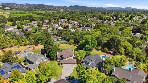 View/Area - 372 Fireweed Ct, Windsor, CA 95492 photo 10 of 10