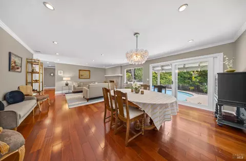 Dining - 18 Devonshire Dr, Novato, CA 94947 photo 2 of 3