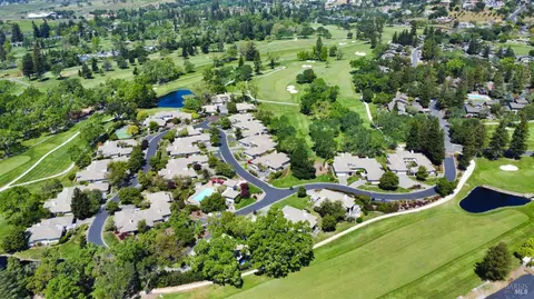 View/Area - 936 Augusta Cir, Napa, CA 94558 photo 2 of 3