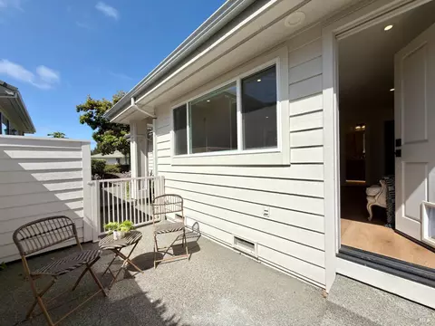Exterior - 936 Augusta Cir, Napa, CA 94558 photo 3 of 6