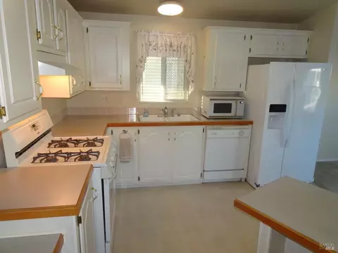 28 Valencia Dr, Fairfield, CA 94533 photo 14