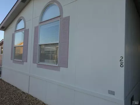28 Valencia Dr, Fairfield, CA 94533 photo 3