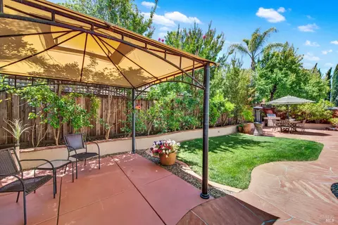 Exterior - 31 Haven Way, Napa, CA 94558 photo 11 of 20
