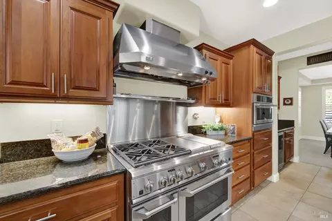 Kitchen - 31 Haven Way, Napa, CA 94558 photo 8 of 11