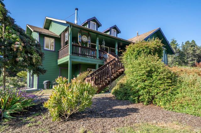 16298 Pearson Ln, Fort Bragg, CA 95437