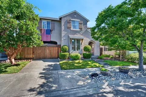 Exterior - 132 Decanter Cir, Windsor, CA 95492 photo 14 of 14