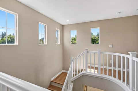 Entry Way - 132 Decanter Cir, Windsor, CA 95492 photo 9 of 10