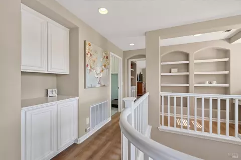 Entry Way - 132 Decanter Cir, Windsor, CA 95492 photo 7 of 10