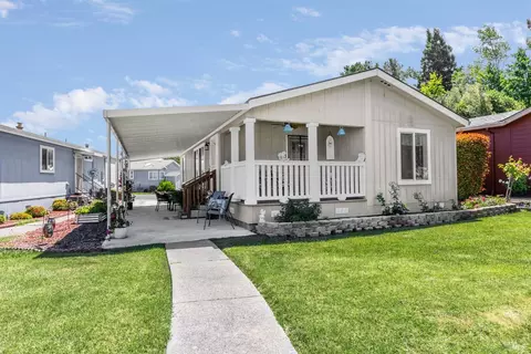 74 Circulo Rosalia, Rohnert Park, CA 94928