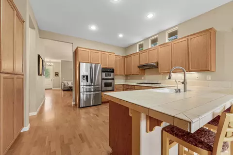 1284 Eagle Dr, Windsor, CA 95492 photo 18