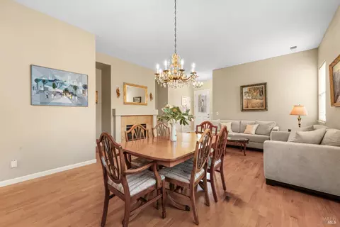 1284 Eagle Dr, Windsor, CA 95492 photo 12