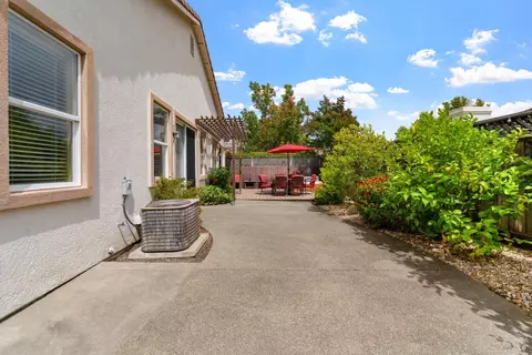 1284 Eagle Dr, Windsor, CA 95492 photo 45