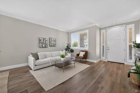 907 Dunerose Ct, Vacaville, CA 95687 photo 8
