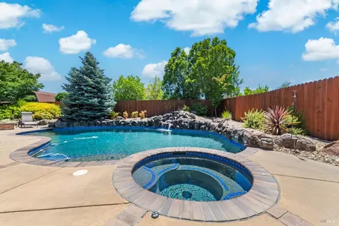 907 Dunerose Ct, Vacaville, CA 95687 photo 78
