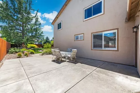 907 Dunerose Ct, Vacaville, CA 95687 photo 93