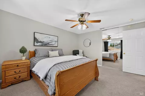 907 Dunerose Ct, Vacaville, CA 95687 photo 65