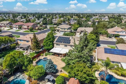 907 Dunerose Ct, Vacaville, CA 95687 photo 95